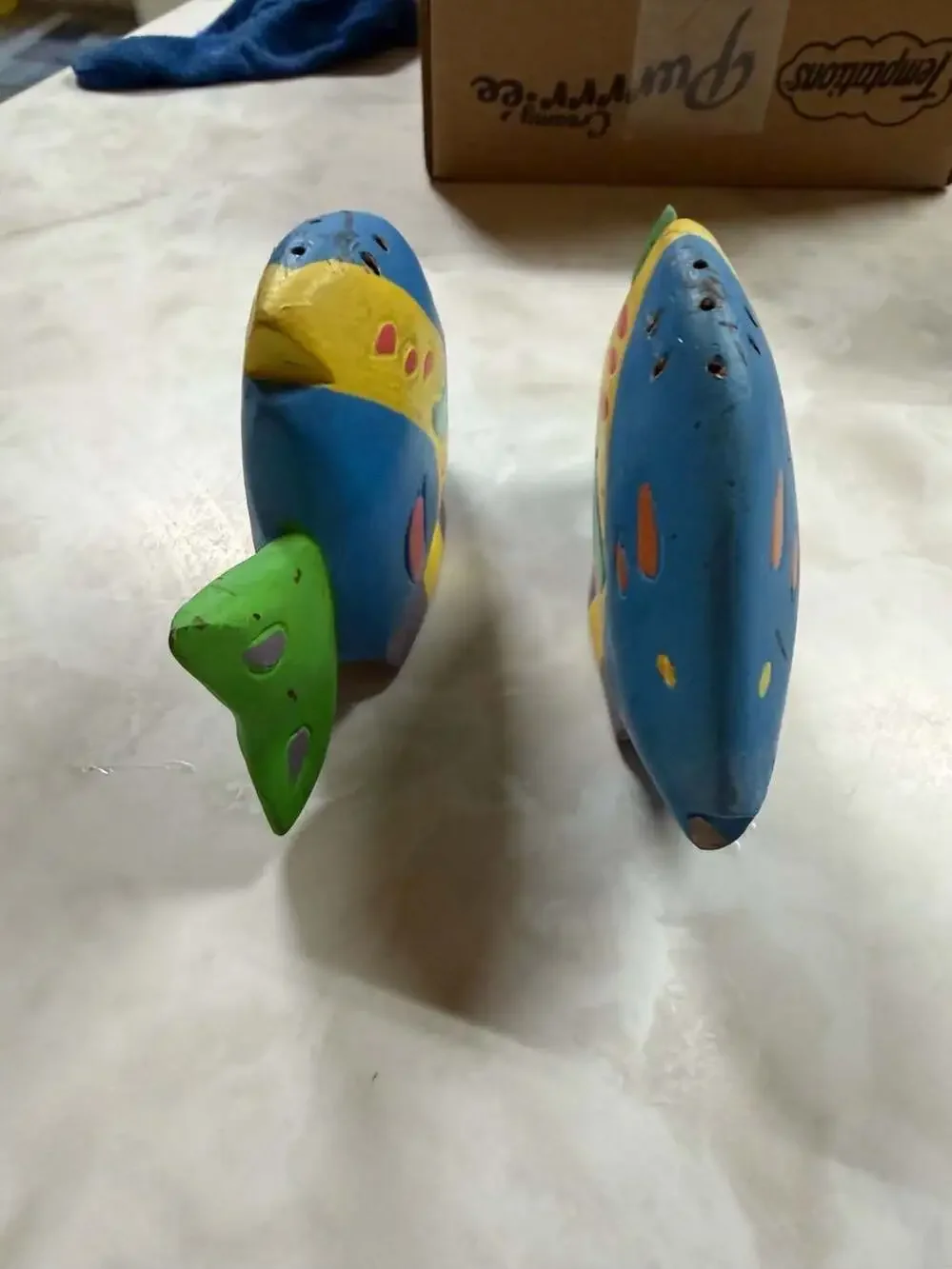 Vintage Hand Painted Colorful Ceramic Tropical Fish Salt and Pepper Shakers